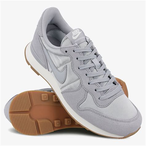 nike wmns internationalist grau weiß|Nike Internationalist Women ab 39,99 € (Black Friday Deals .